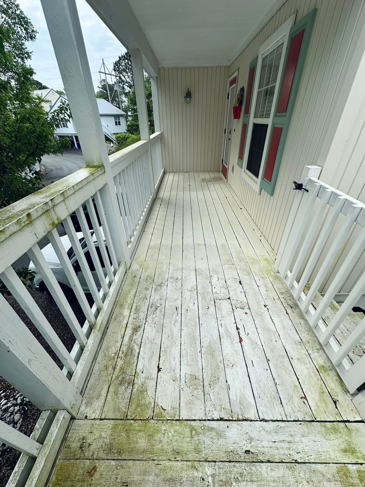 Bethany Beach deck railing after SuperDeck solid stain