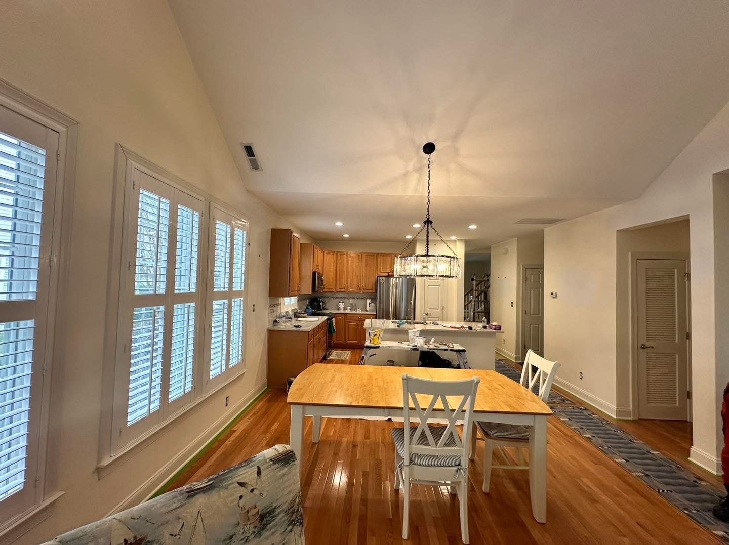 Bear Trap Dunes finished dining and kitchen interior