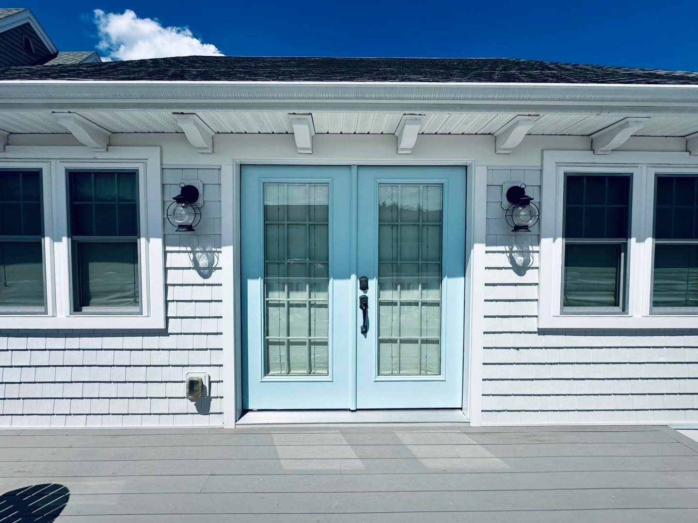 Coastal door and casing repaint project photo 5
