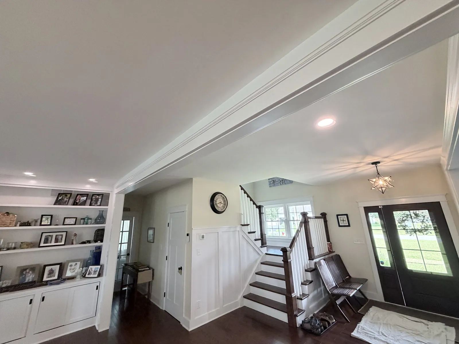 Finished living room ceiling after HVAC overflow restoration