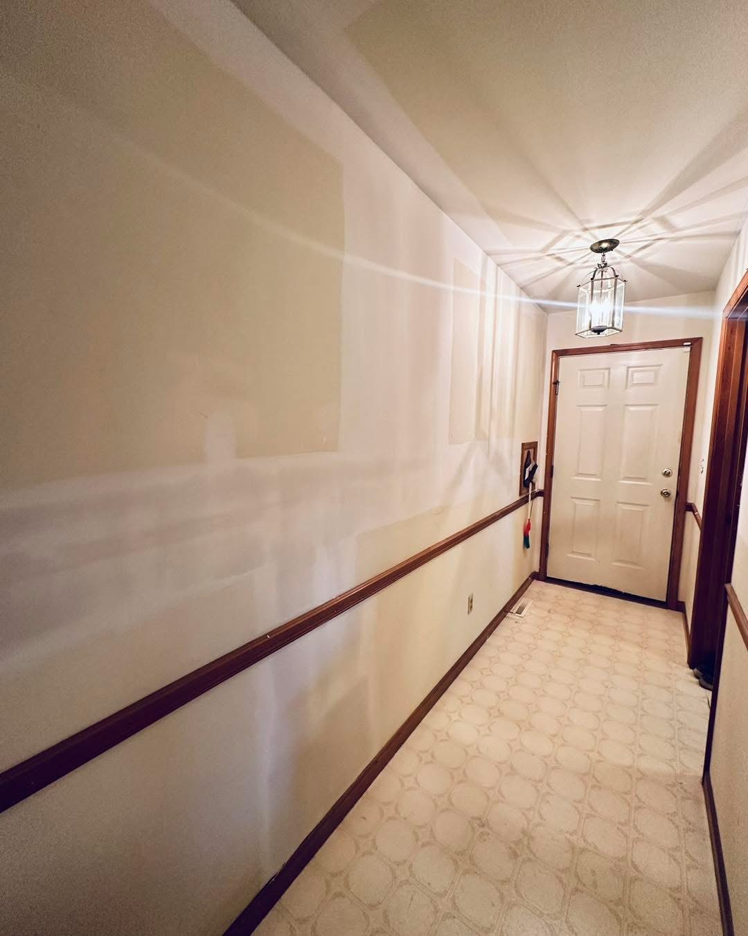 Ocean View hallway before documented seam repair work