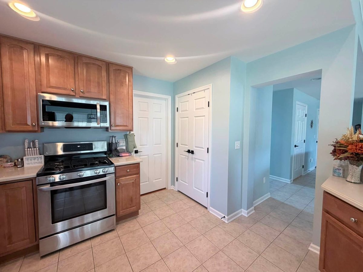 Plantation Lakes interior painting project