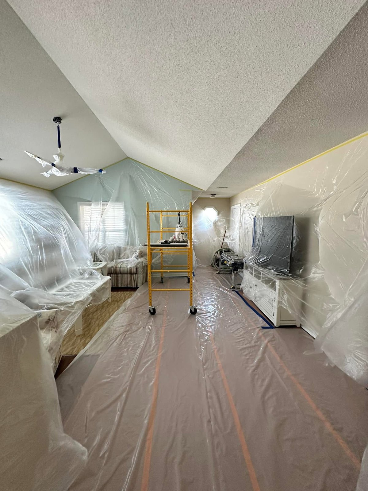 Savannahs Landing, Ocean View all-room repaint and drywall repair project photo 4