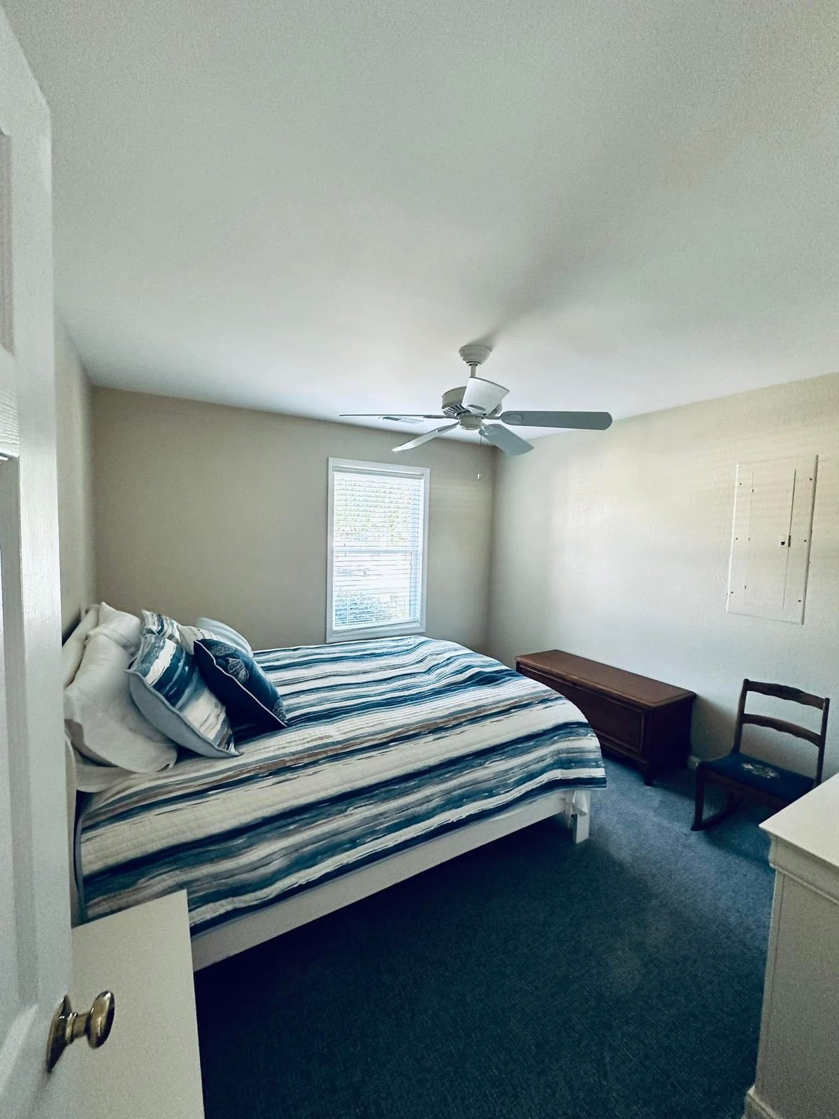 Savannahs Landing all-room repaint and drywall repair project photo 8
